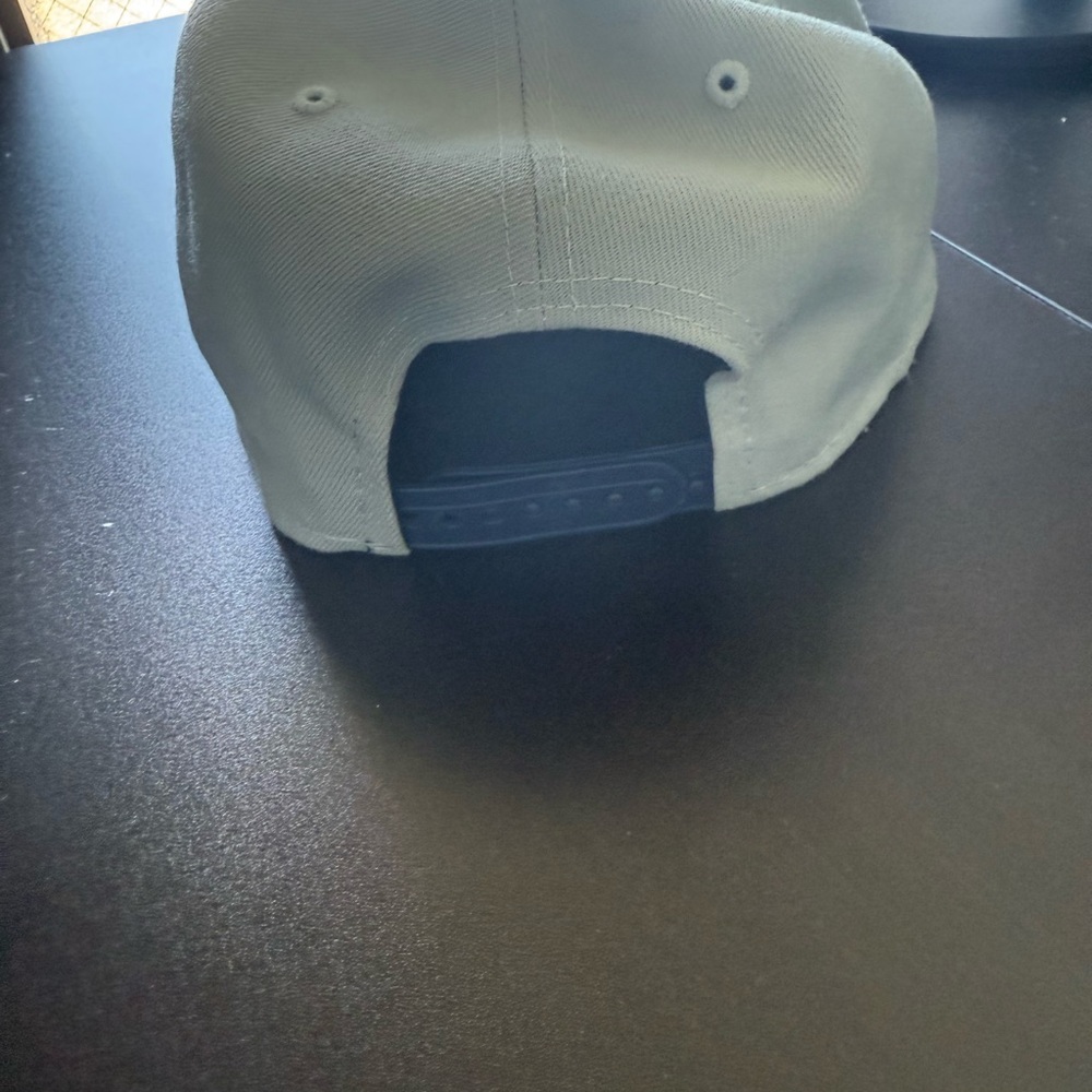 Two-Tone Baseball Cap - Picture 5 of 5